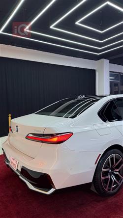 بي ام دبليو الفئة 7